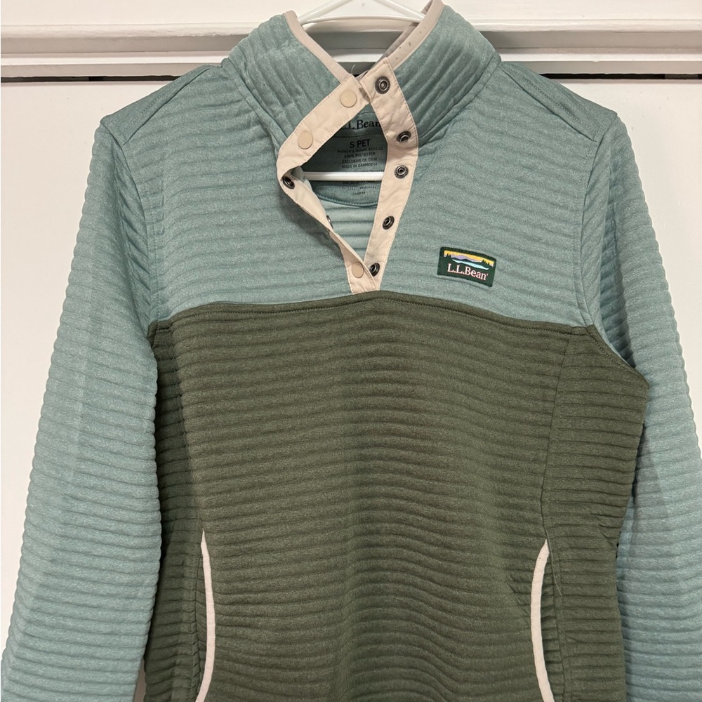 Ll bean 1/4 button up sweatshirt